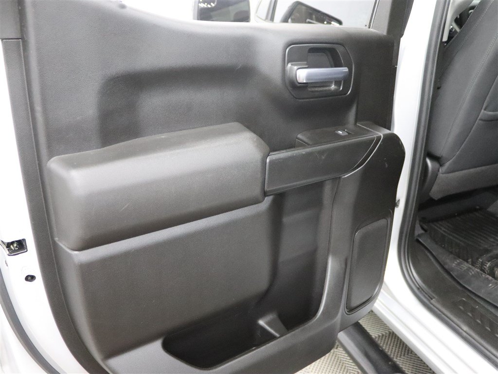 Used 2021 Chevrolet Silverado 1500 LT AWD/4WD image 21