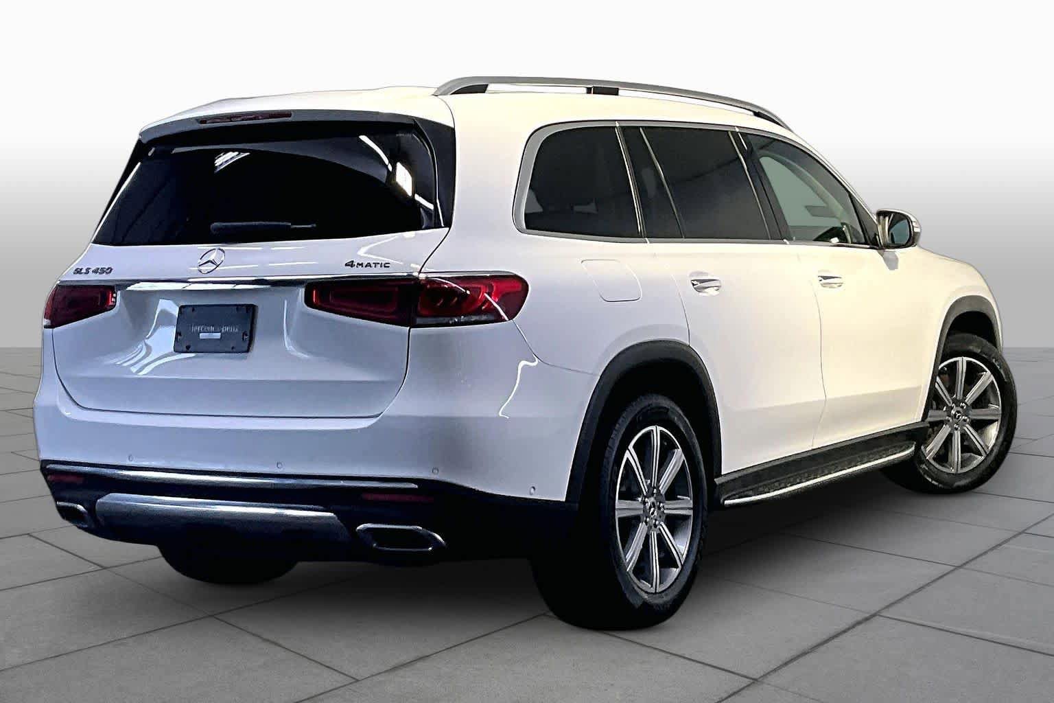 Used 2022 Mercedes-Benz GLS 450 4MATIC image 13