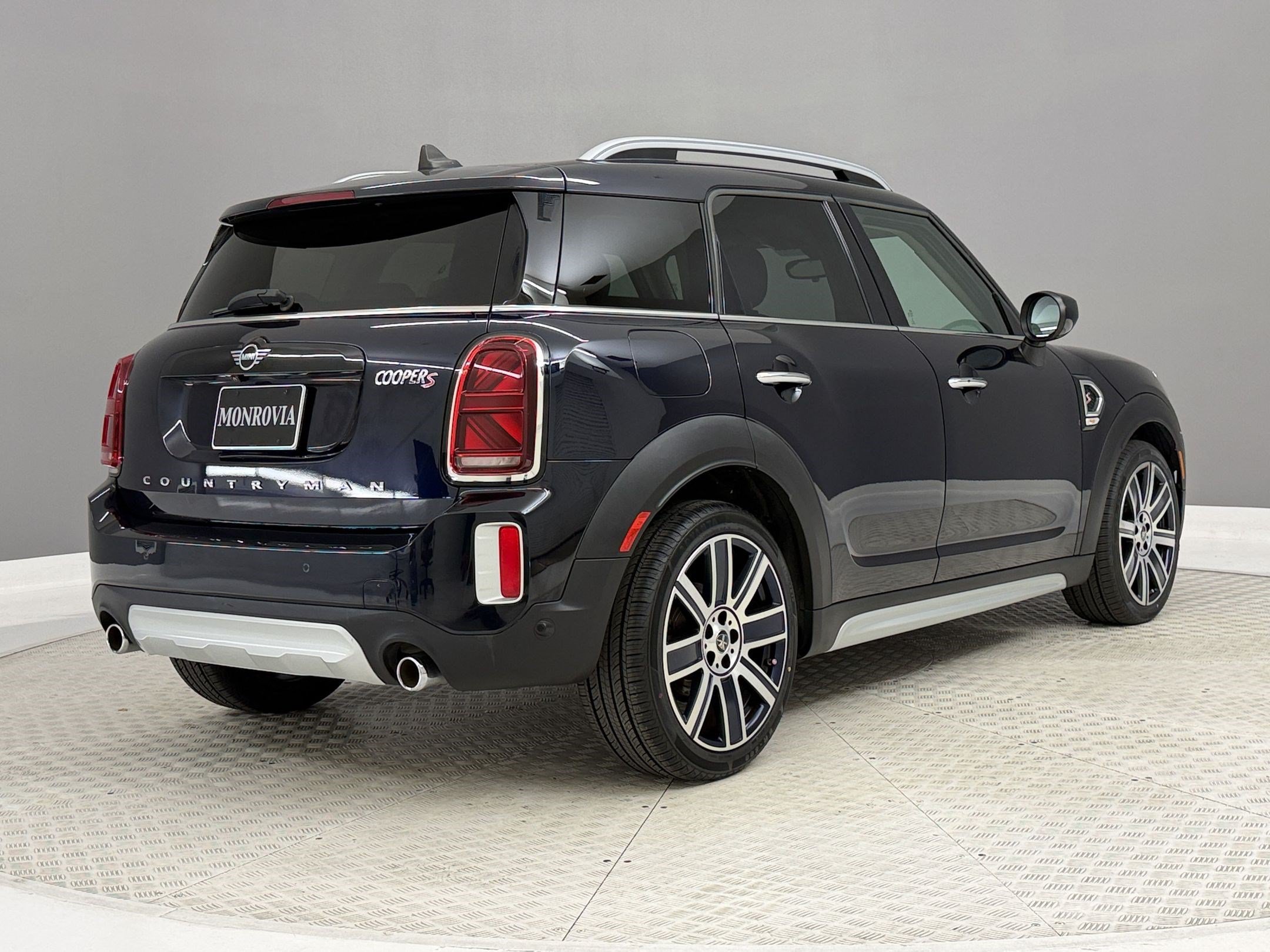 Used 2021 MINI Cooper Countryman S FWD image 9