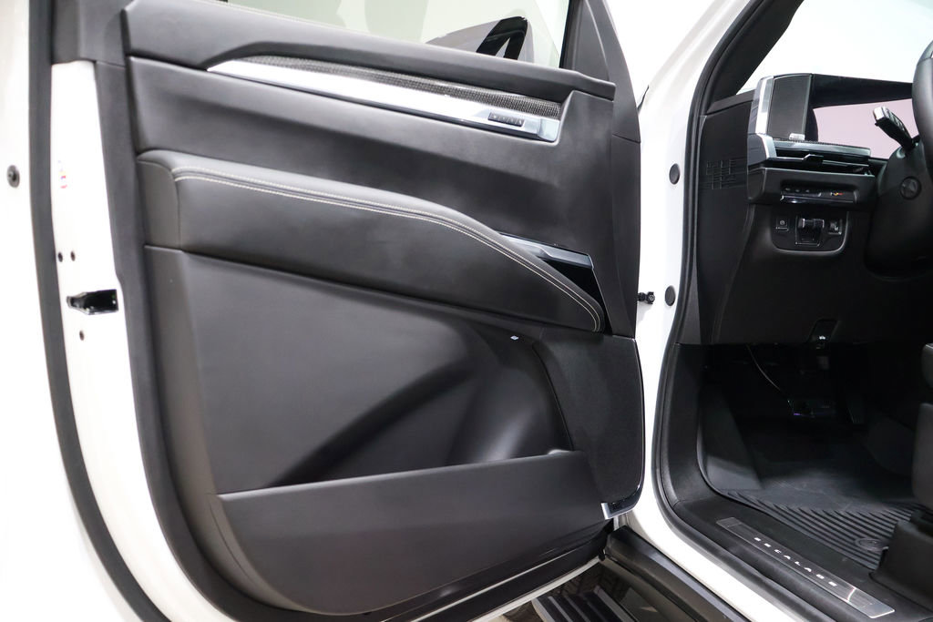 Used 2025 Cadillac Escalade V w/ LPO, Floor Liner Package image 19