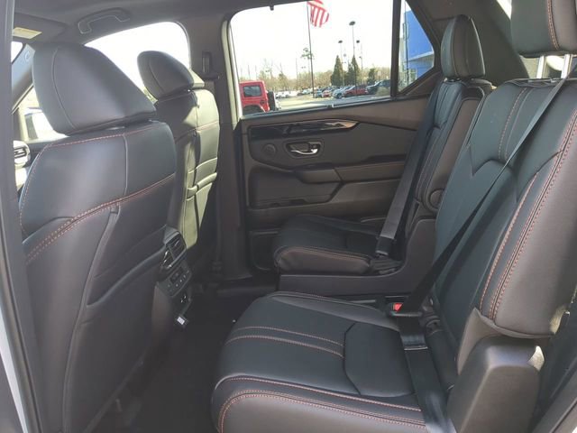 New 2026 Honda Pilot TrailSport image 12