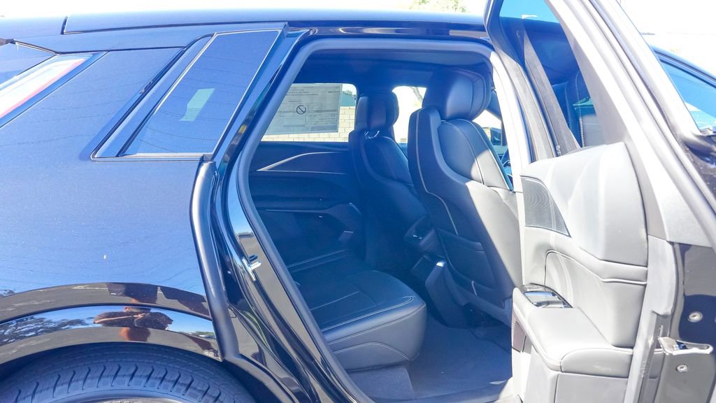 New 2026 Cadillac Lyriq Sport RWD image 8