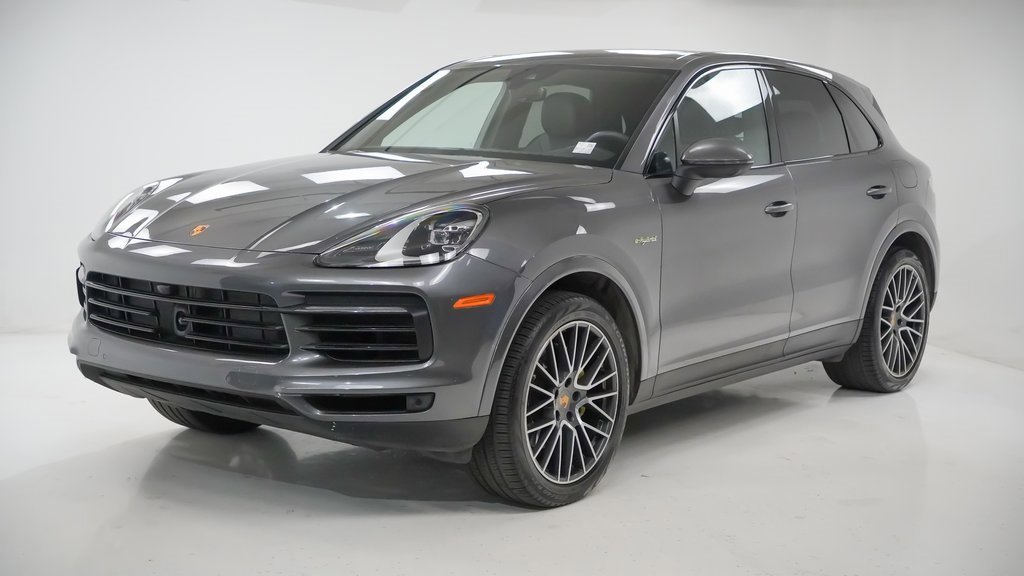Certified 2023 Porsche Cayenne image 1