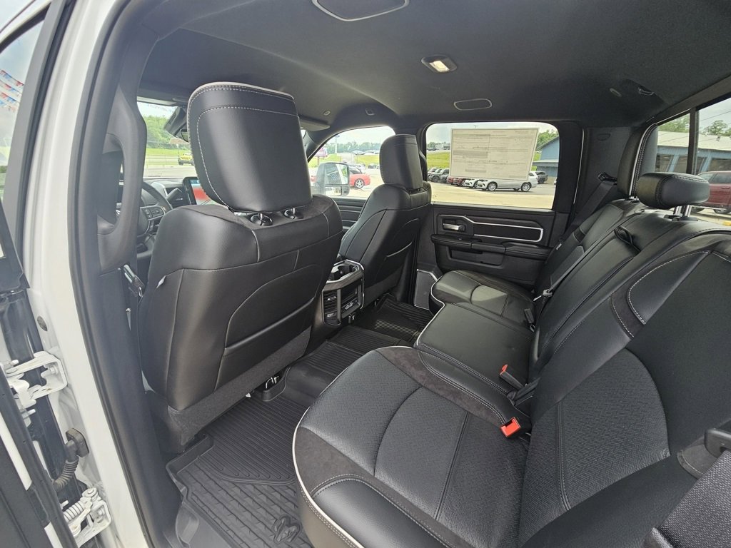 New 2025 RAM 2500 Laramie image 31