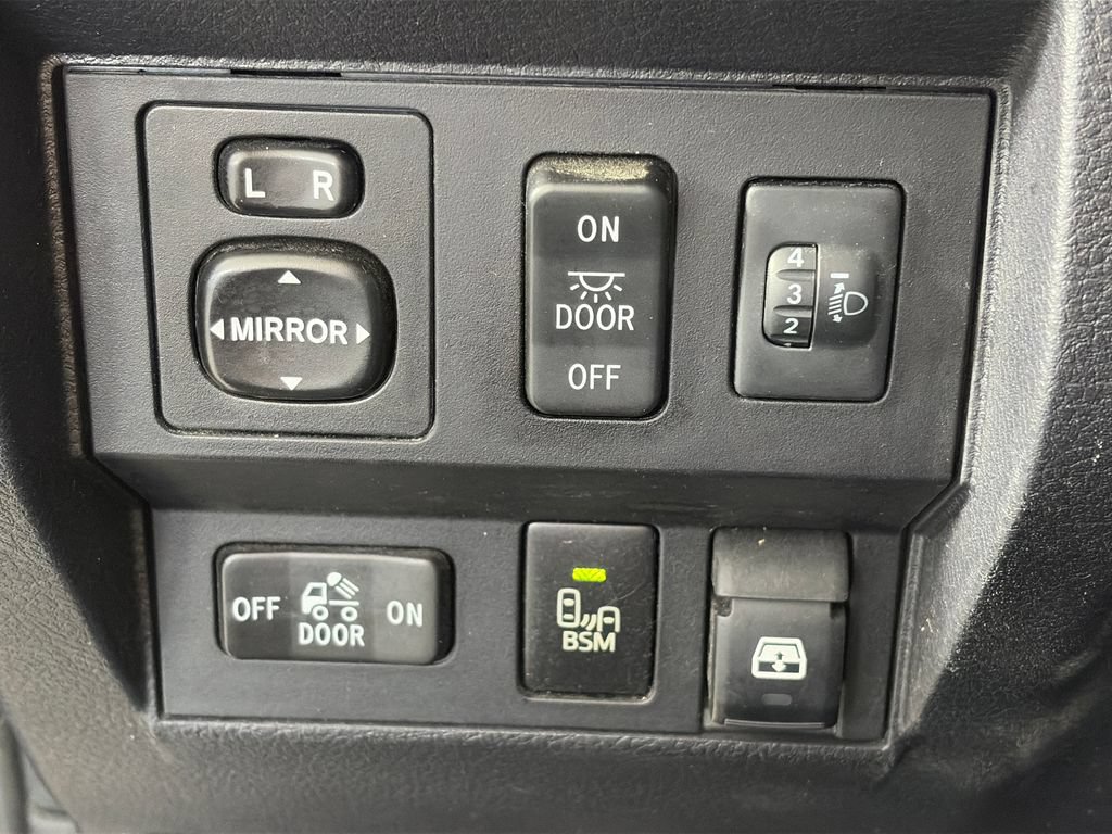 Used 2017 Toyota Tundra SR5 w/ TRD Off Road Package AWD/4WD image 24