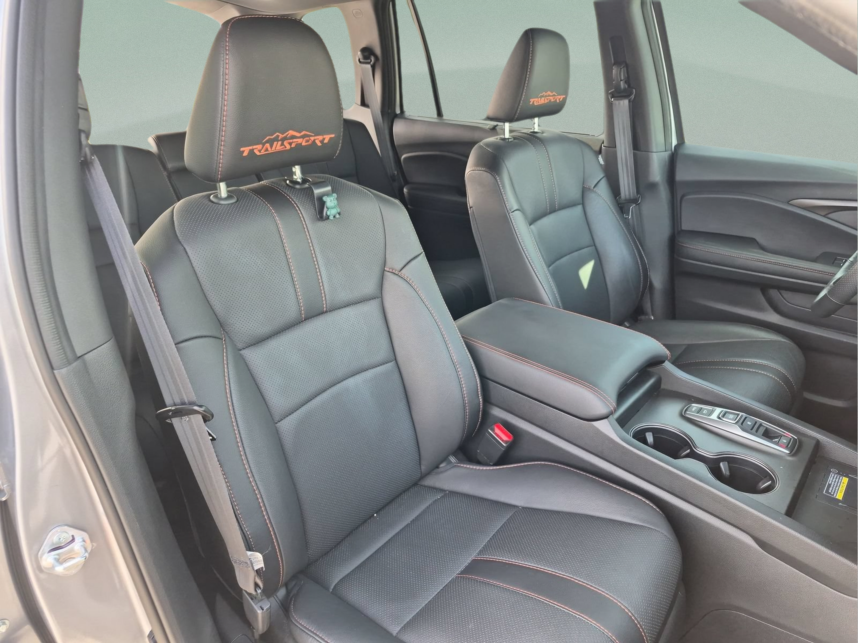 Used 2025 Honda Passport TrailSport image 18