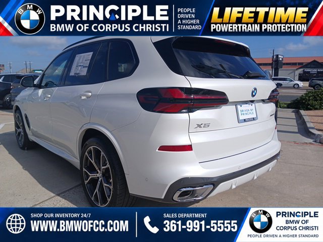 New 2026 BMW X5 xDrive50e AWD/4WD image 8