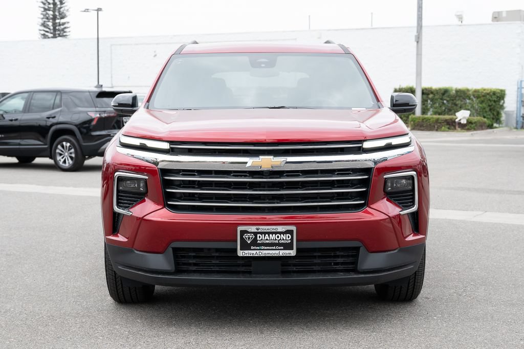 New 2026 Chevrolet Traverse LT FWD image 2