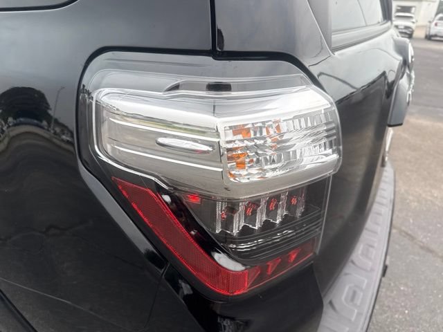 Used 2022 Toyota 4Runner SR5 RWD image 10
