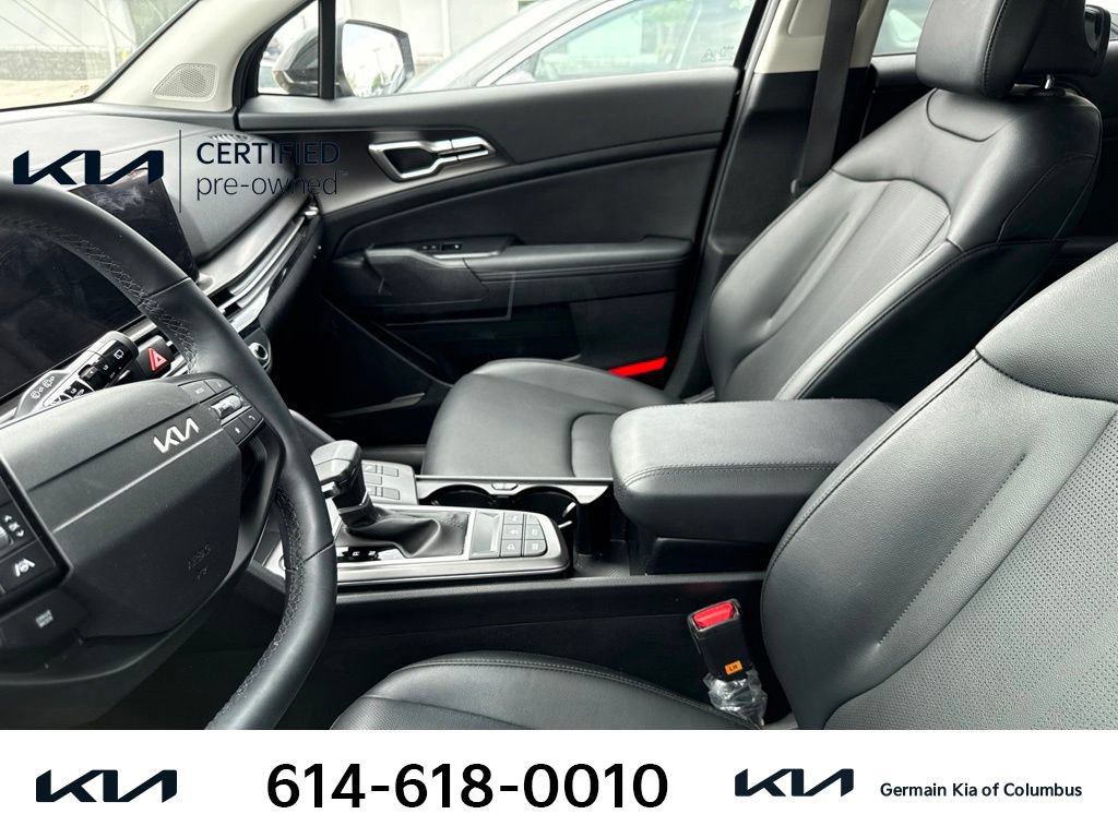 Certified 2026 Kia Sportage EX FWD image 8