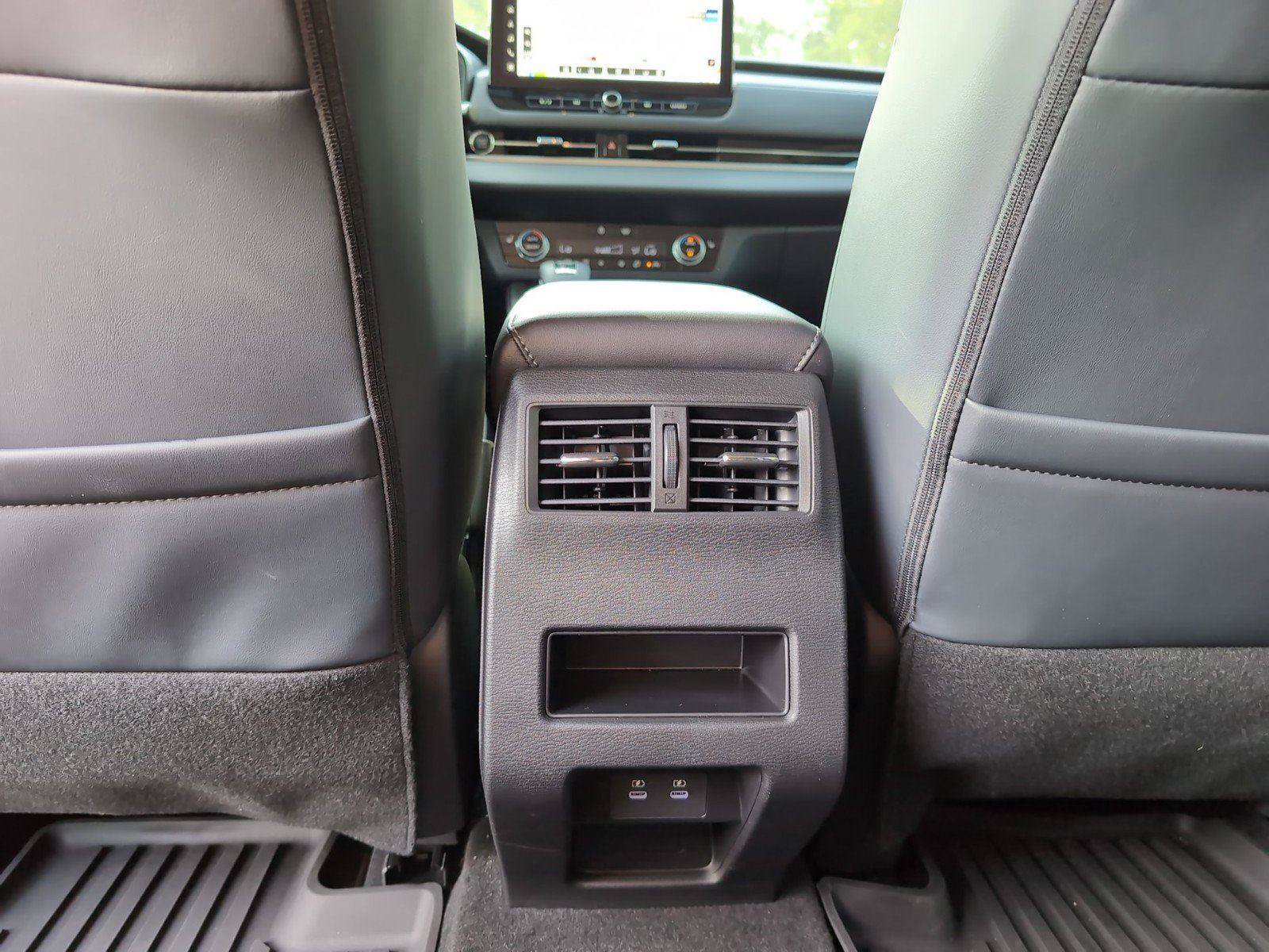 Used 2026 Mitsubishi Outlander SE AWD/4WD image 33