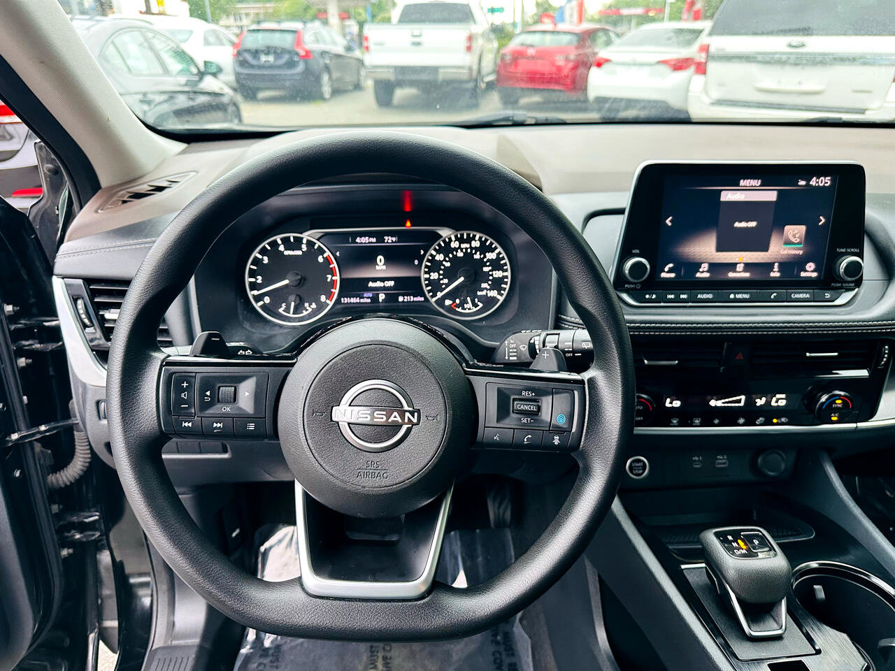 Used 2022 Nissan Rogue SV image 19
