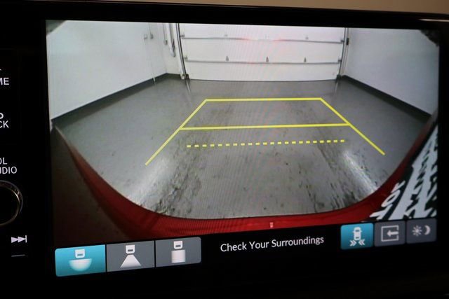 Used 2025 Honda CR-V EX-L image 25