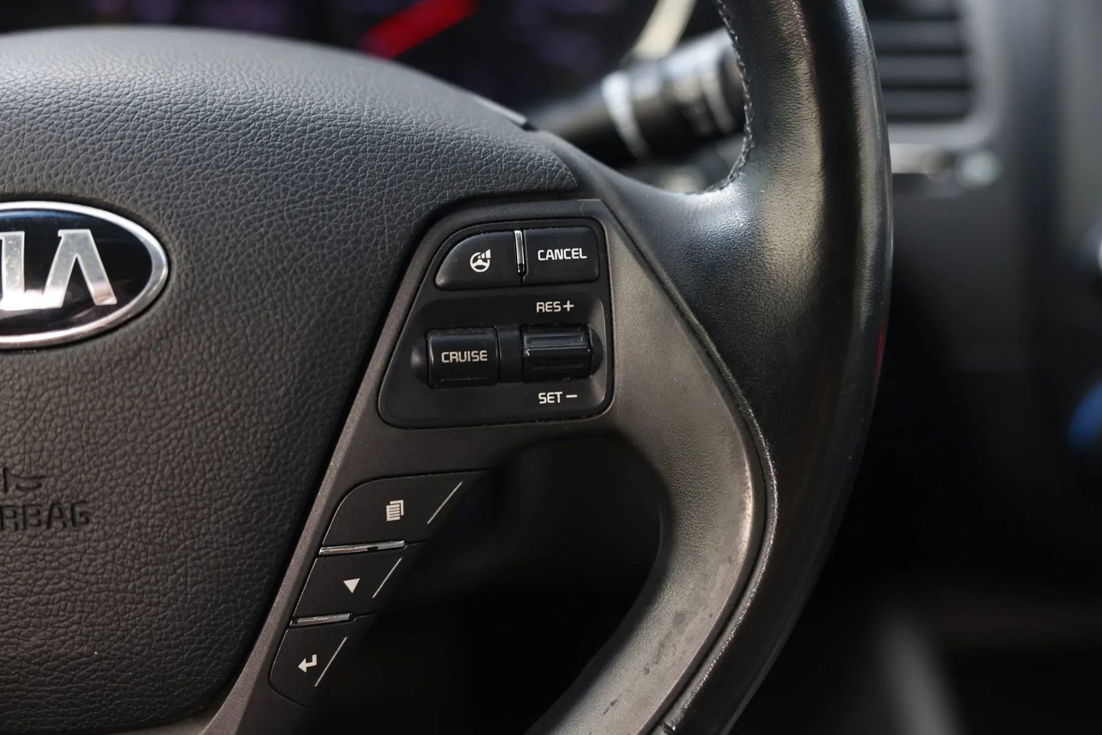 Used 2014 Kia Forte EX w/ Premium Package image 25