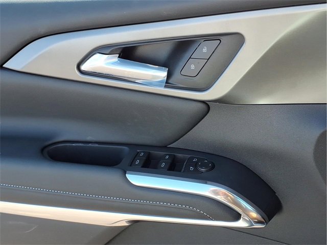 New 2026 Chevrolet Traverse LT image 15