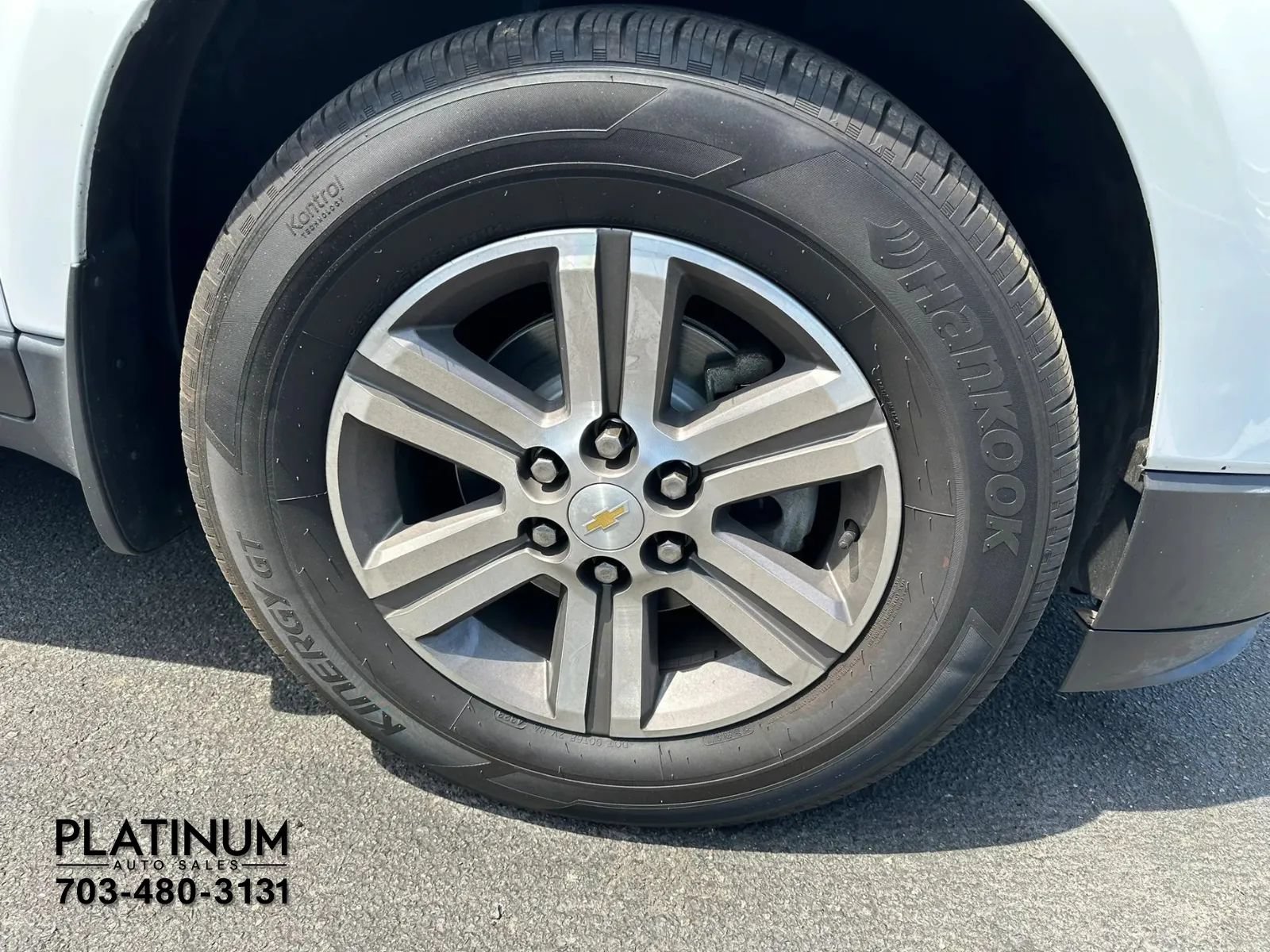 Used 2017 Chevrolet Traverse LT AWD/4WD image 23