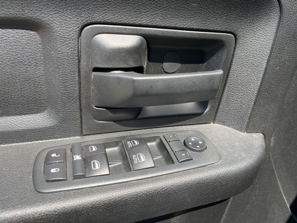 Used 2020 RAM 2500 Tradesman AWD/4WD image 9