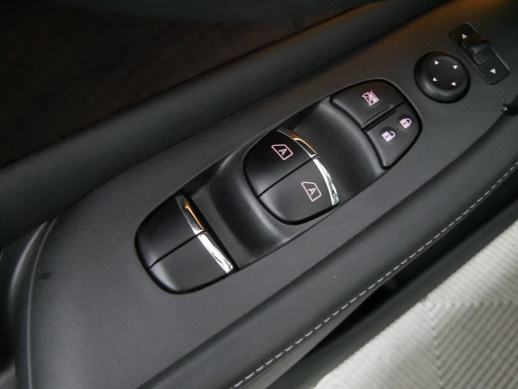 Used 2020 Nissan Murano Platinum AWD/4WD image 17