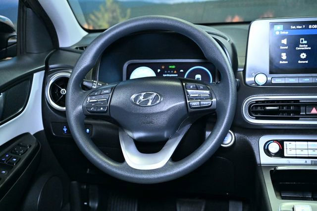 Used 2023 Hyundai Kona SE w/ Cargo Package image 46