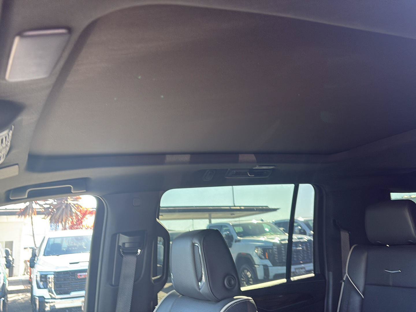 Used 2023 Cadillac Escalade ESV Premium Luxury RWD image 25