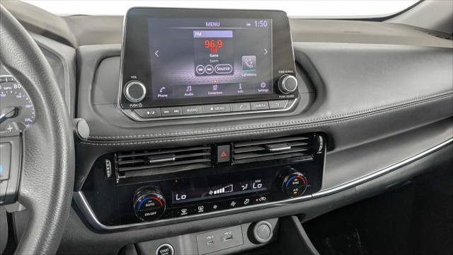 Used 2022 Nissan Rogue SV FWD image 28