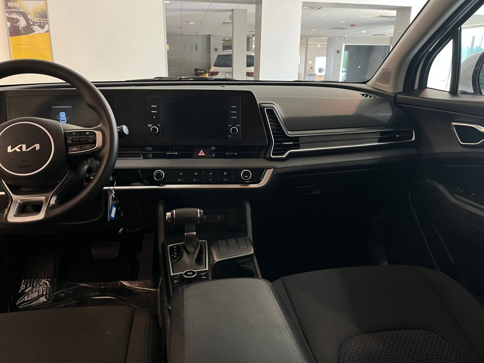 Used 2025 Kia Sportage LX FWD image 35