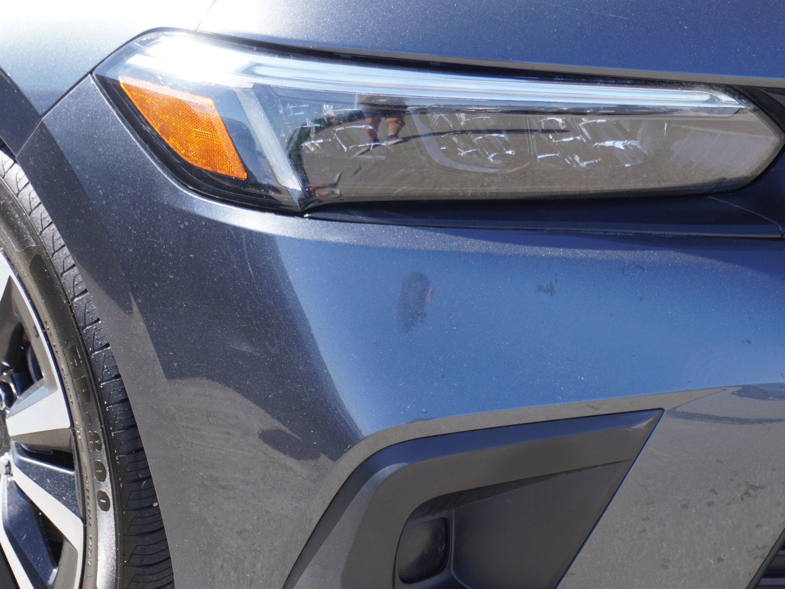 Used 2023 Honda Civic EX-L image 2