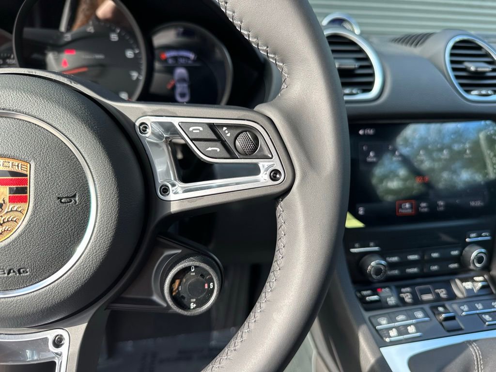 Certified 2025 Porsche 718 Cayman image 17