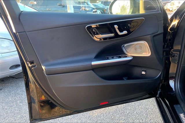 Used 2025 Mercedes-Benz C 300 4MATIC Sedan image 18