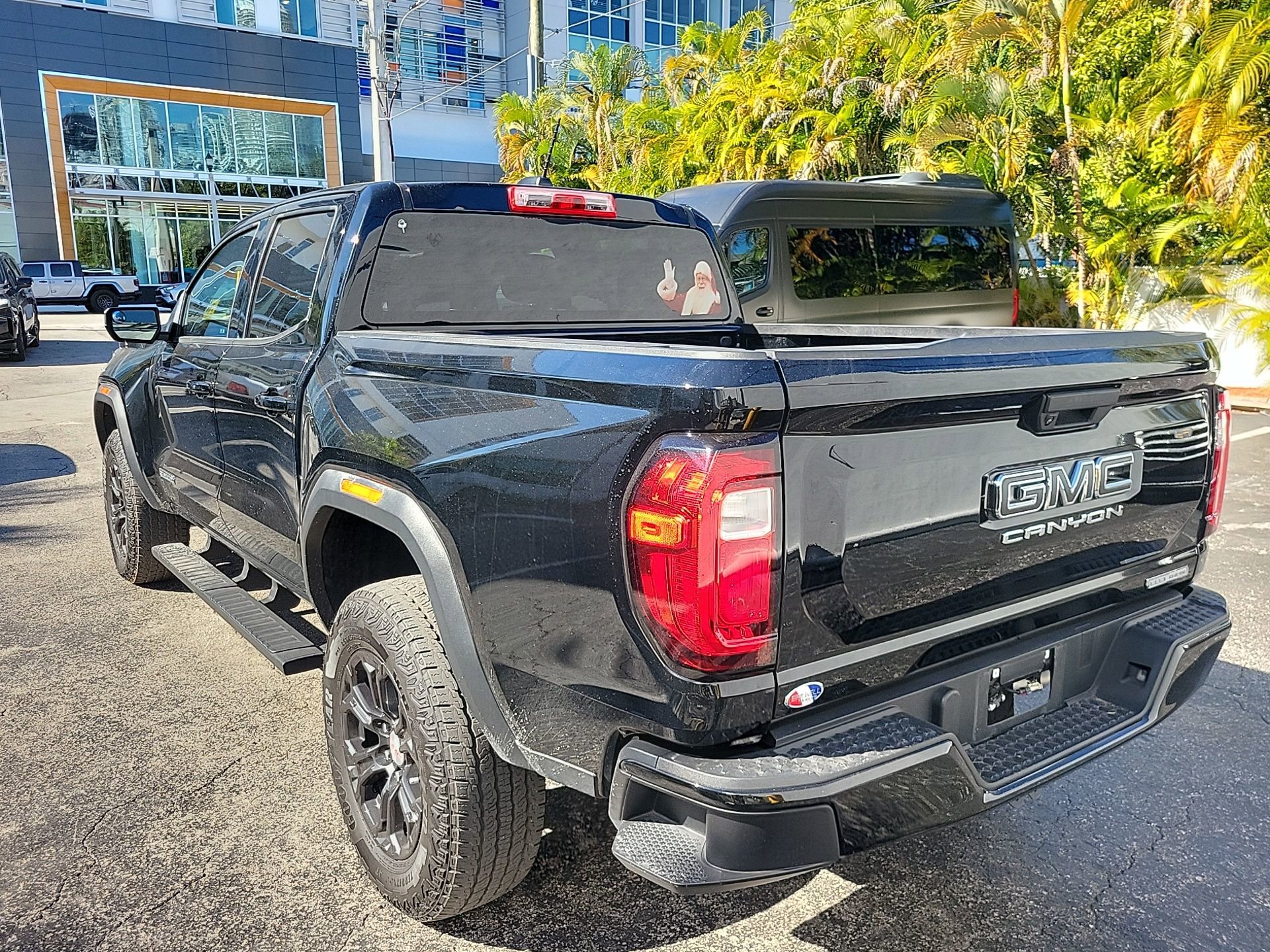 Used 2024 GMC Canyon Elevation image 15