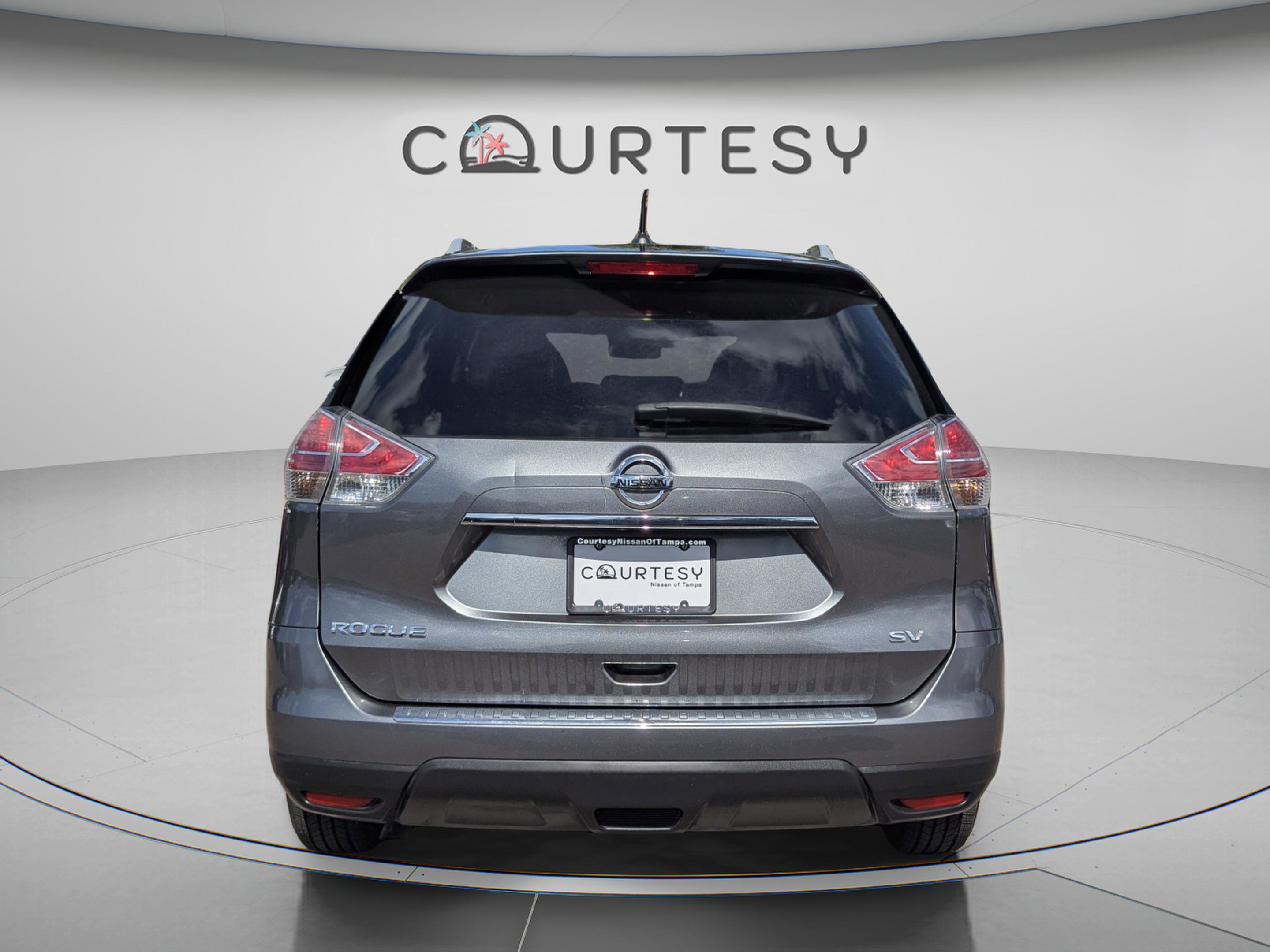 Used 2016 Nissan Rogue SV w/ SV Family Package image 6