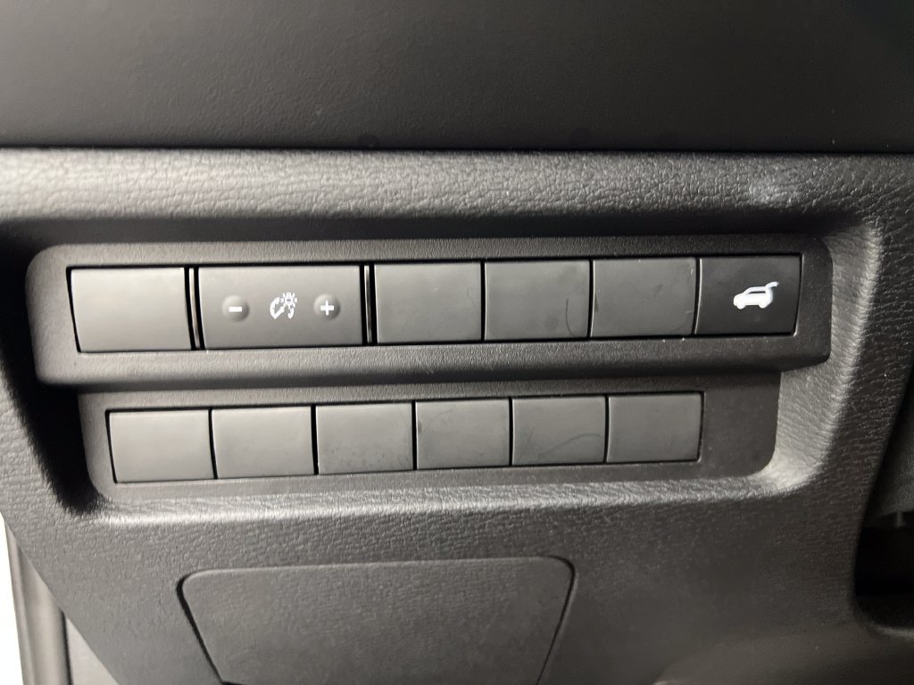 Used 2025 Mitsubishi Outlander SE AWD/4WD image 50