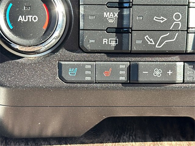 Used 2019 Ford F250 Lariat w/ Lariat Ultimate Package image 27