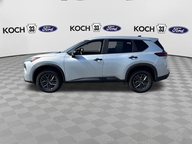 Used 2024 Nissan Rogue S AWD/4WD image 4