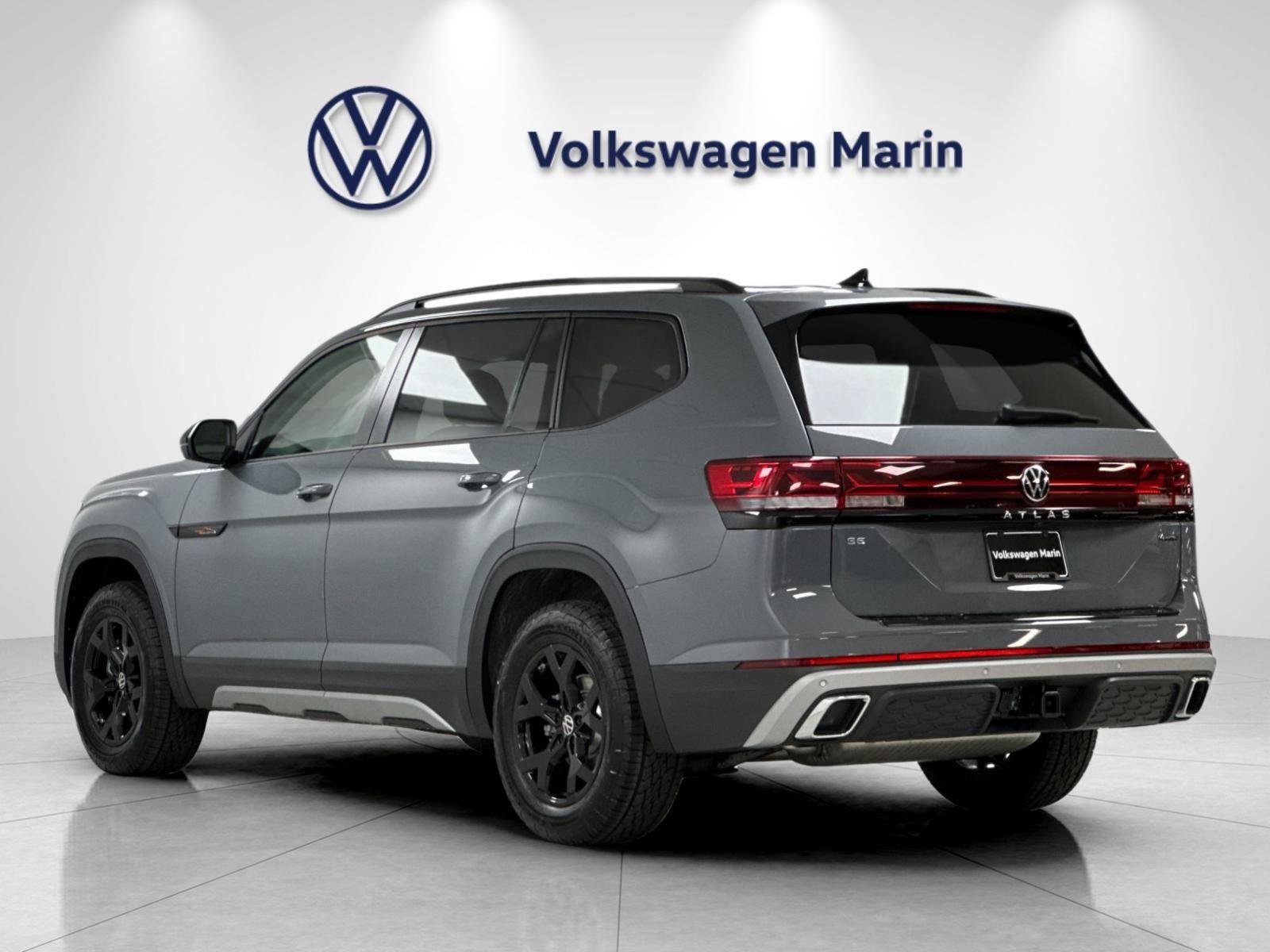 New 2026 Volkswagen Atlas Peak Edition AWD/4WD image 3