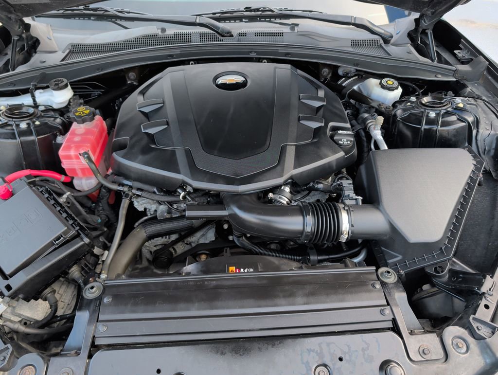 Used 2017 Chevrolet Camaro LT image 21