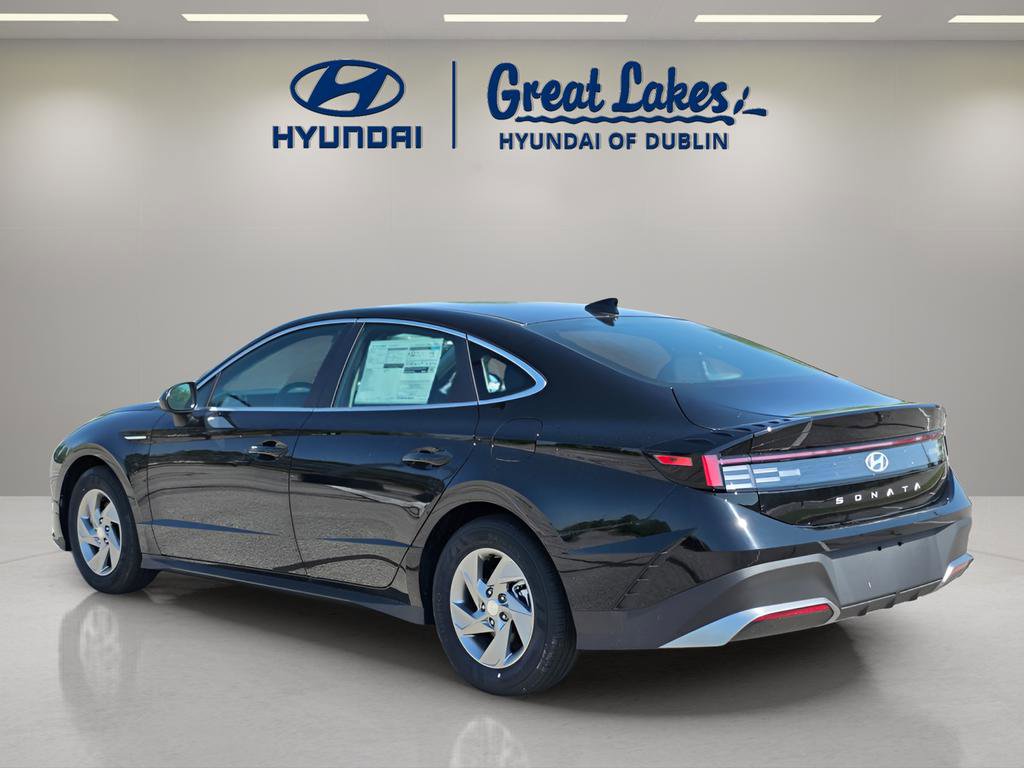 New 2026 Hyundai Sonata SE FWD image 3