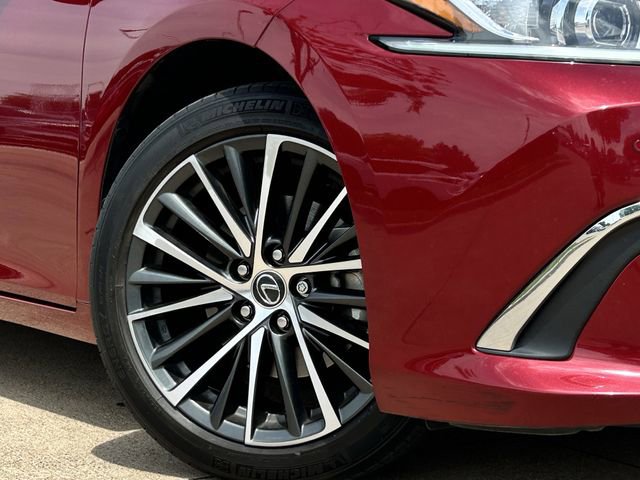 Used 2023 Lexus ES 350 w/ Premium Package FWD image 10