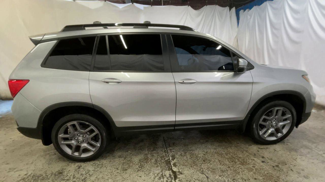 Used 2023 Honda Passport EX-L image 9