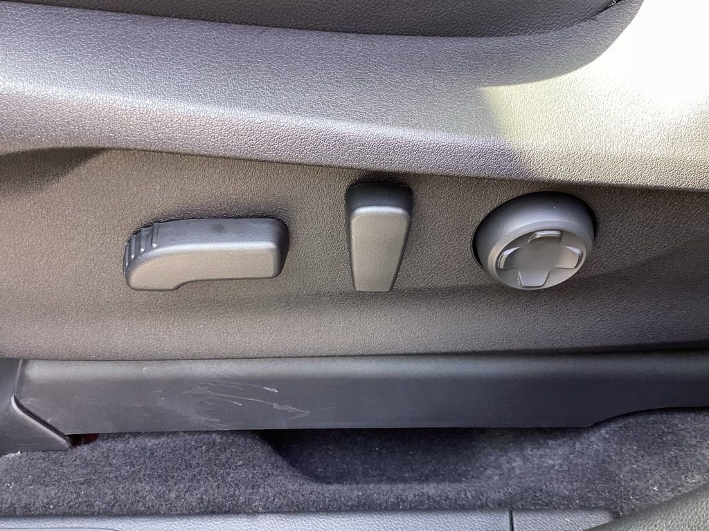 Used 2025 Subaru Ascent Touring image 18