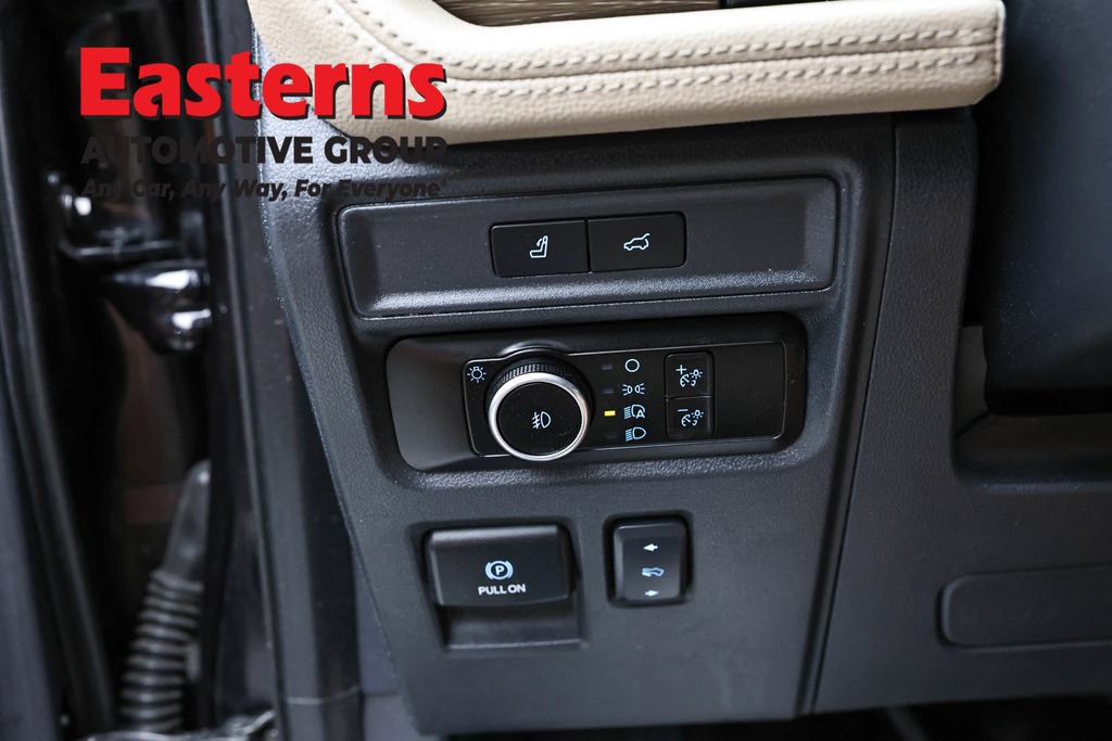 Used 2023 Ford Expedition Max Limited AWD/4WD image 23