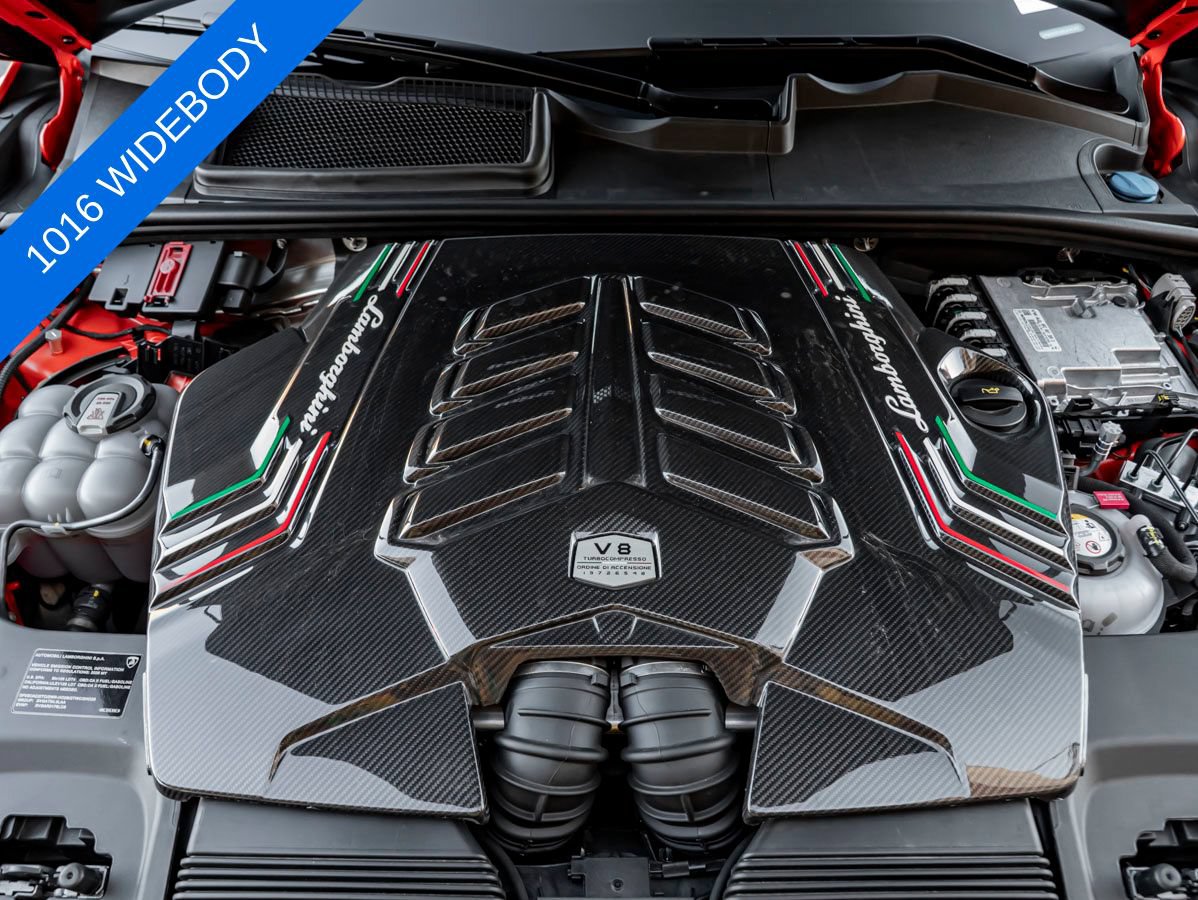 Used 2025 Lamborghini Urus SE AWD/4WD image 35