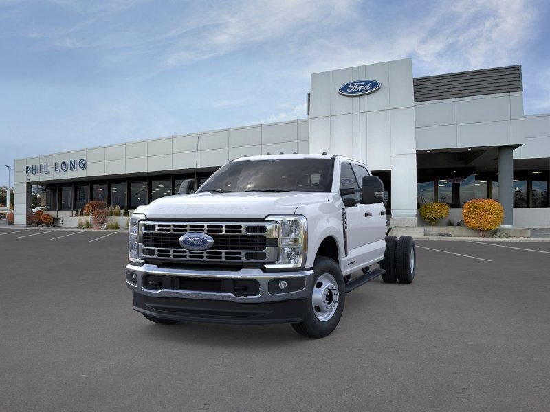 New 2026 Ford F350 XL w/ XL Chrome Package AWD/4WD image 2