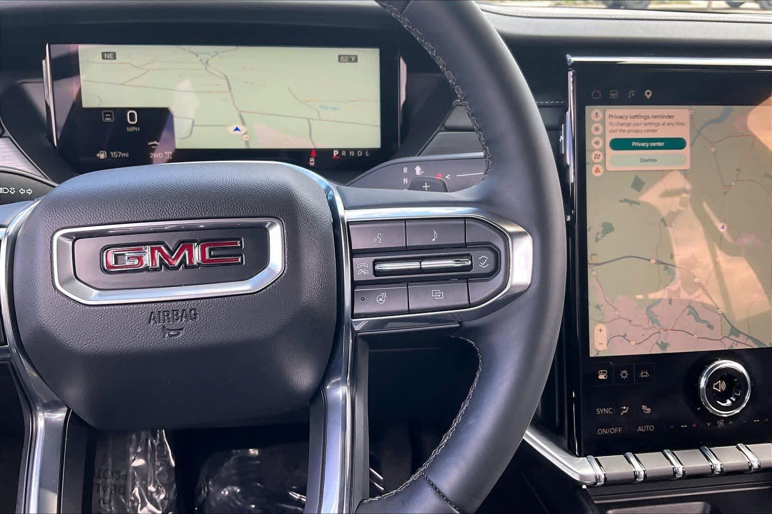 Used 2025 GMC Acadia Elevation AWD/4WD image 23