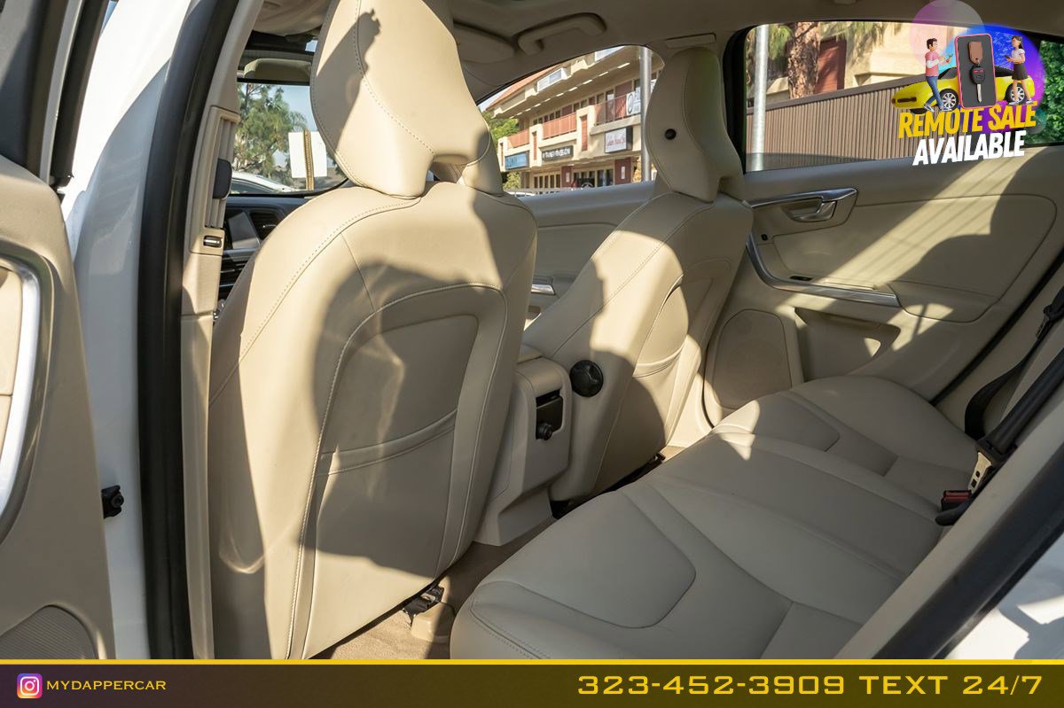 Used 2015 Volvo S60 T5 Platinum image 16