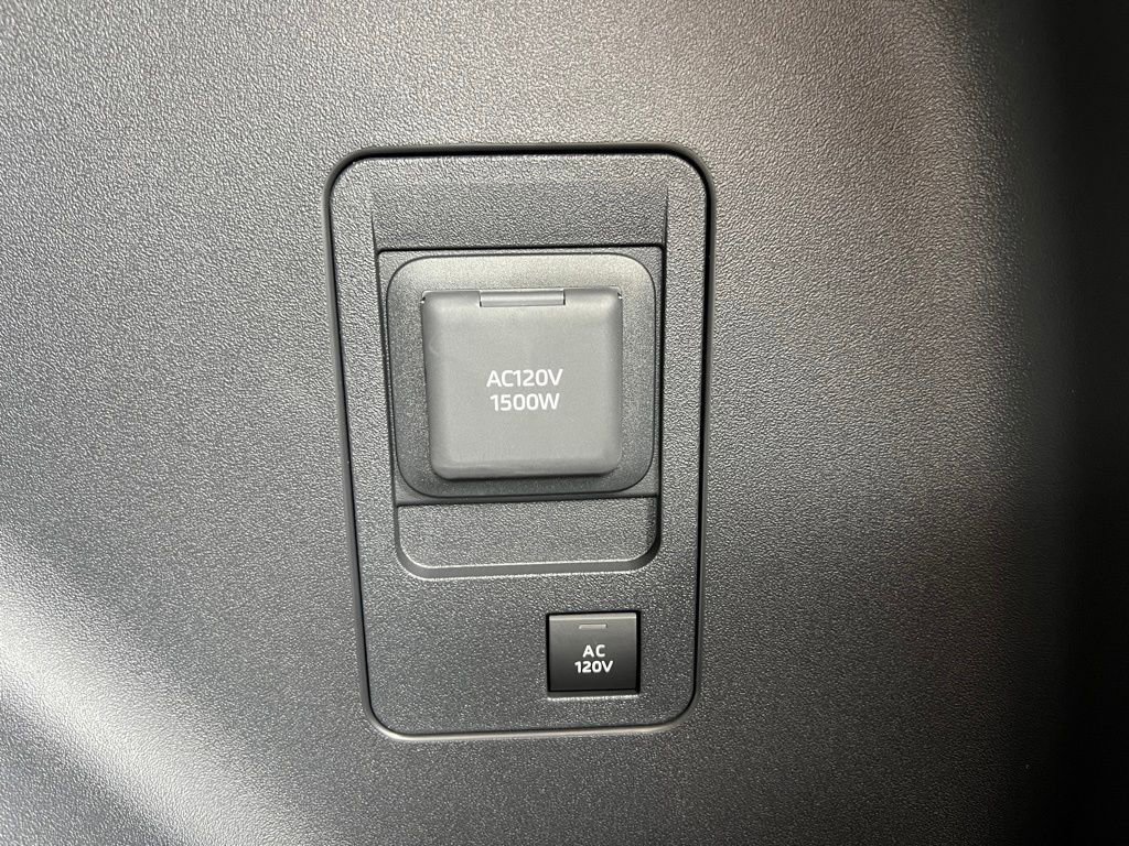 New 2026 Toyota C-HR AWD/4WD image 40