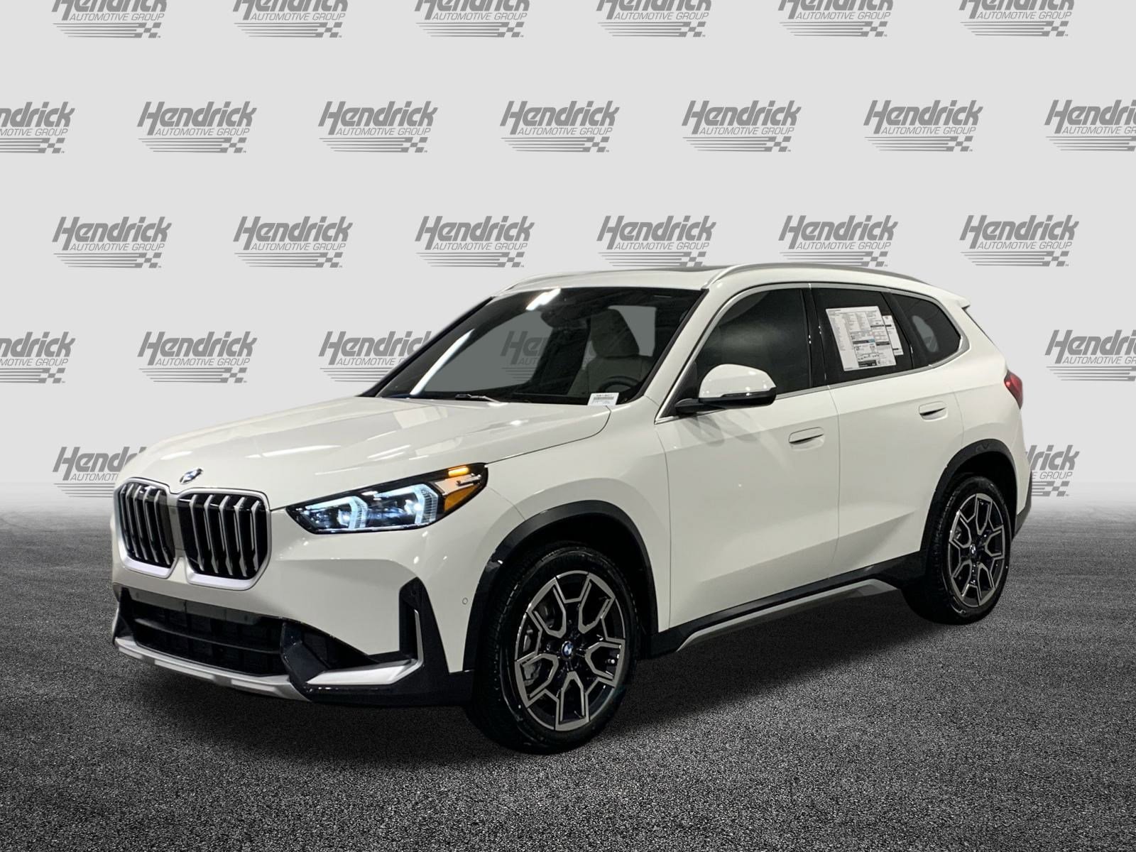 Certified 2025 BMW X1 xDrive28i w/ Convenience Package image 3
