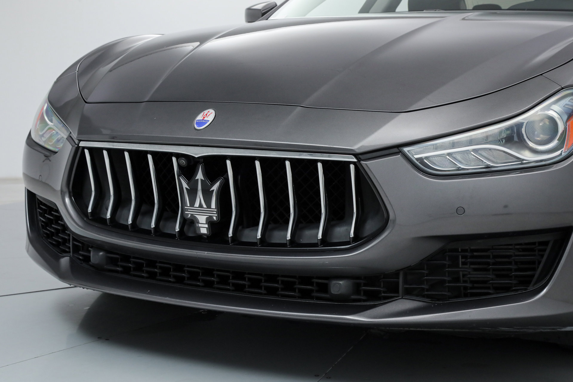 Used 2021 Maserati Ghibli S Q4 AWD/4WD image 10