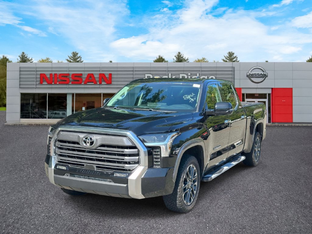 Used 2022 Toyota Tundra Limited w/ Power Package AWD/4WD image 2