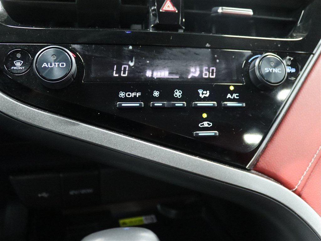 Used 2024 Toyota Camry XSE FWD image 38